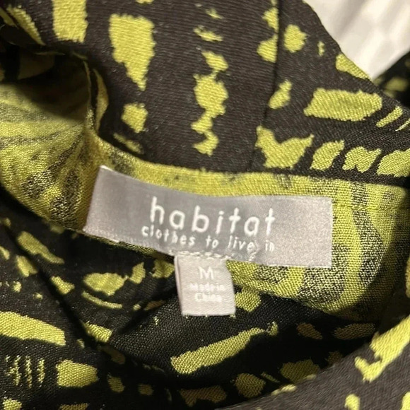 Habitat NEW! Flare,oversized top,PTP 22” sz medium , also have sm Green pullover - Picture 8 of 13